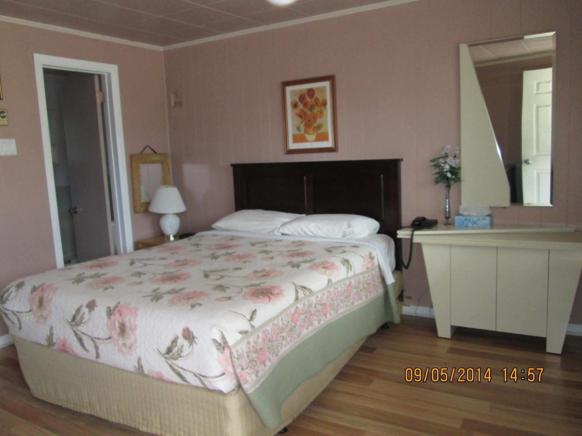 Motel Jann ควิเบกซิตี้ ภายนอก รูปภาพ